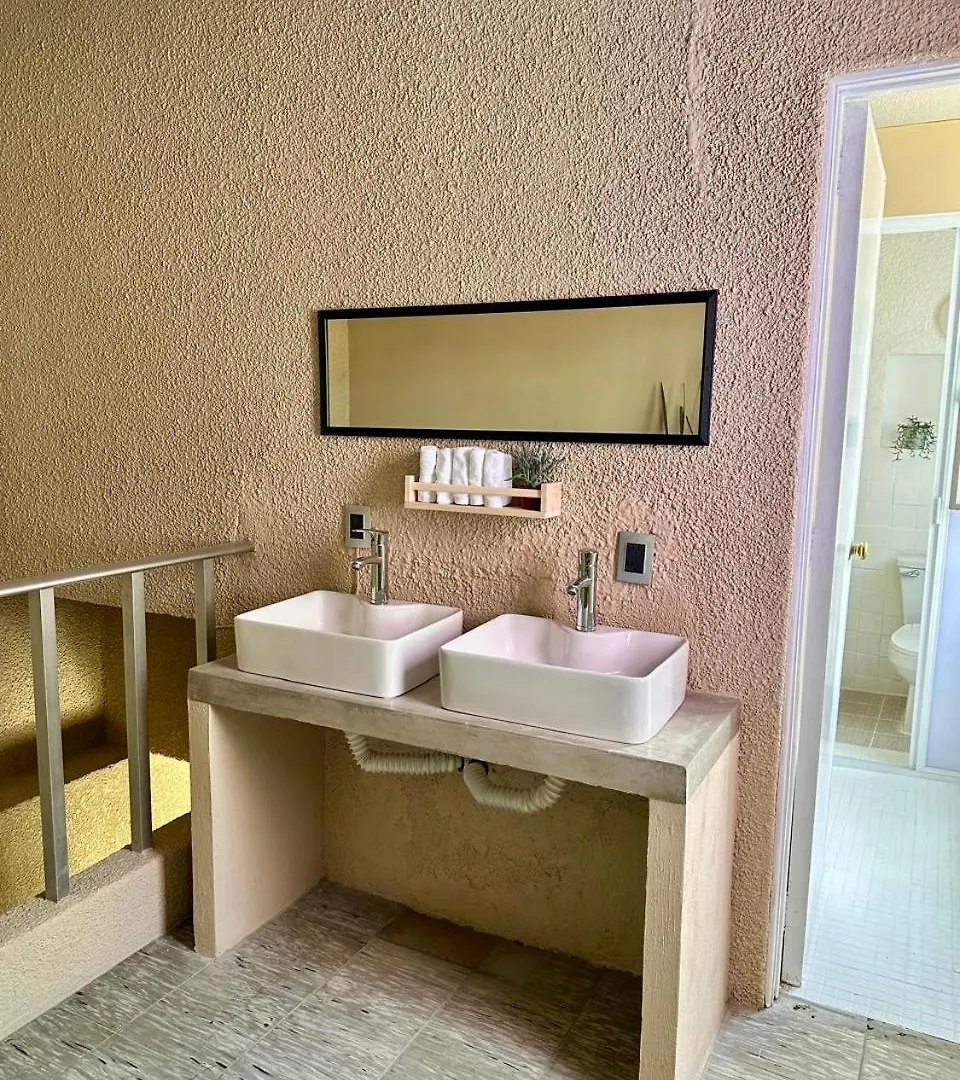Casa Artemisa Hostal Guadalajara Pensión