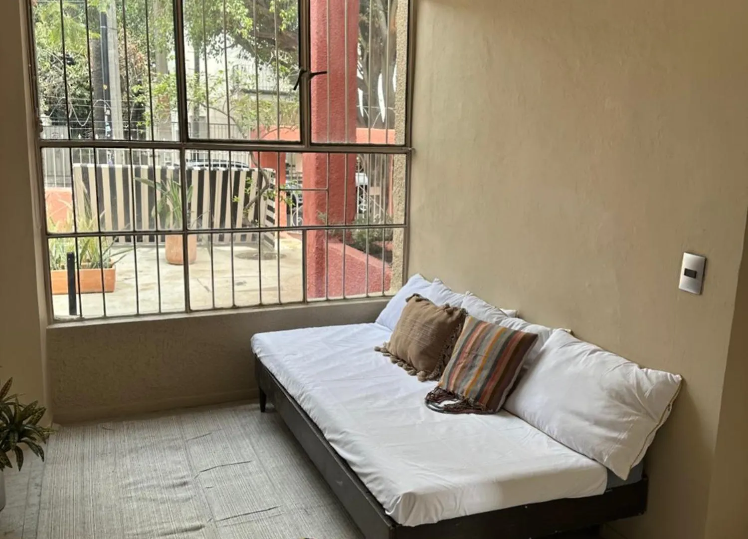 Guest house Casa Artemisa Hostal Guadalajara